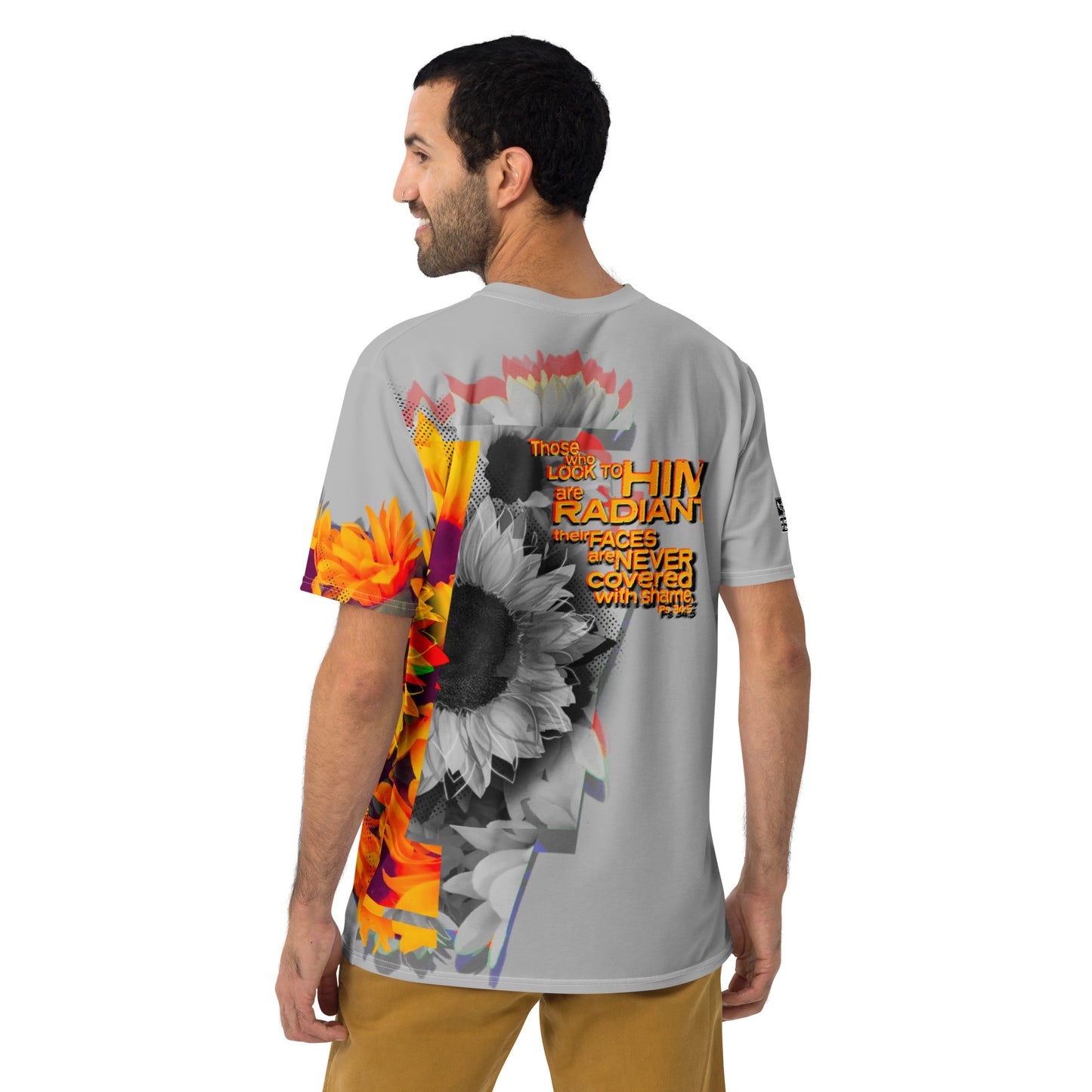 "Look to Him" - T-Shirt